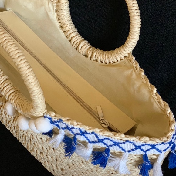 Moon Straw Bag Handmade - Picture 6 of 8